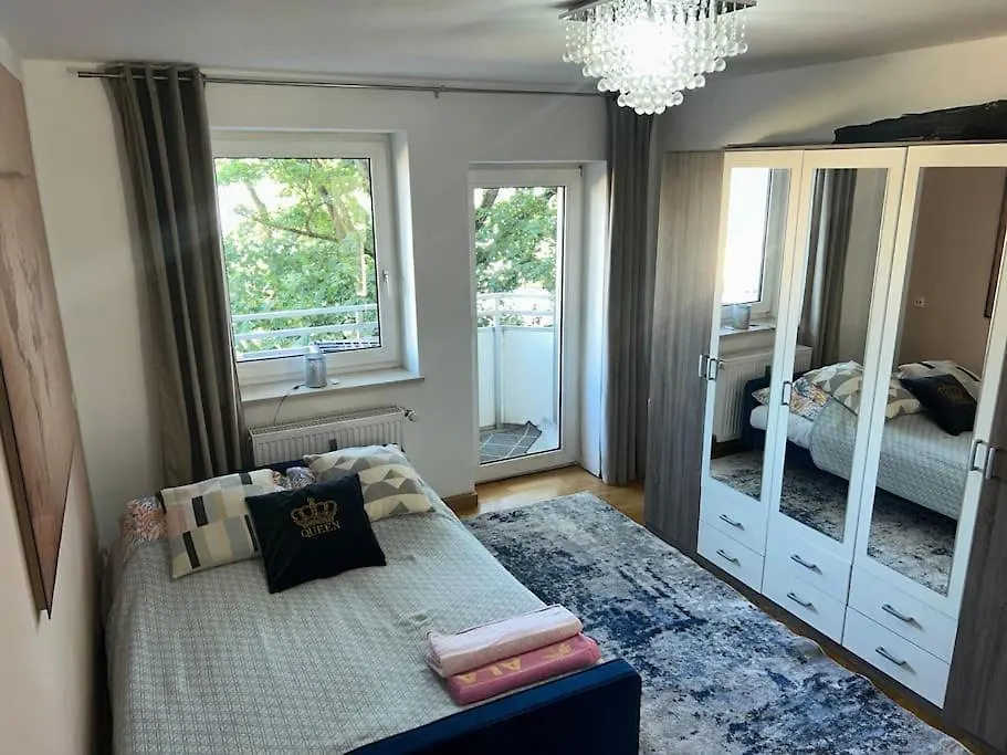 Beautiful 2-Bedroom Apartment In Munich Center