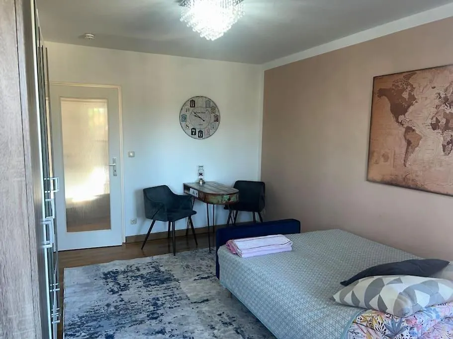 Beautiful 2-Bedroom Apartment In Munich Center